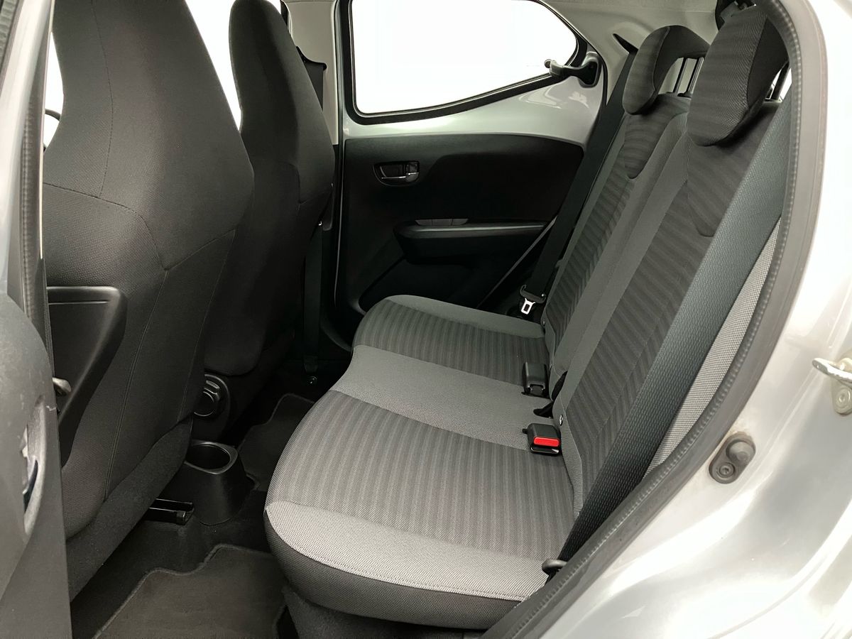 Used Toyota AYGO 2019 for sale - 77077511: Photo 28