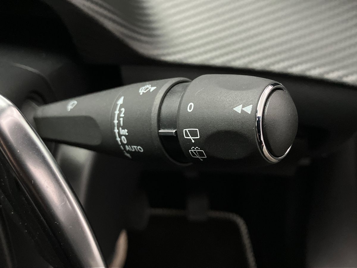 Used Peugeot 2008 2024 for sale - 76412881: Photo 32