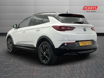 Used Vauxhall Grandland 2022 for sale - 76035418: Photo 2