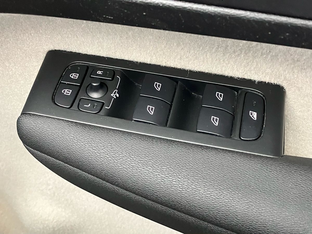 Used Volvo XC40 2020 for sale - 76477537: Photo 18