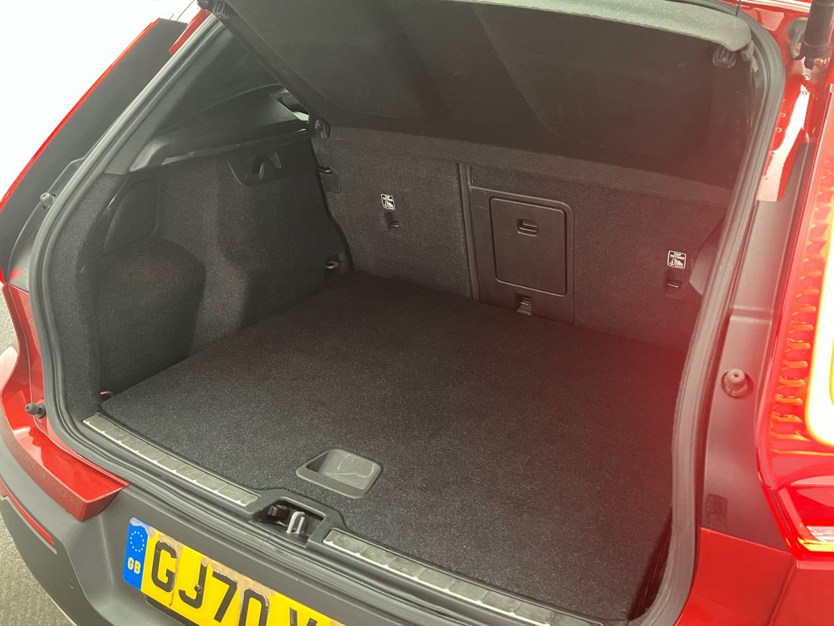 Used Volvo XC40 2020 for sale - 76477537: Photo 21