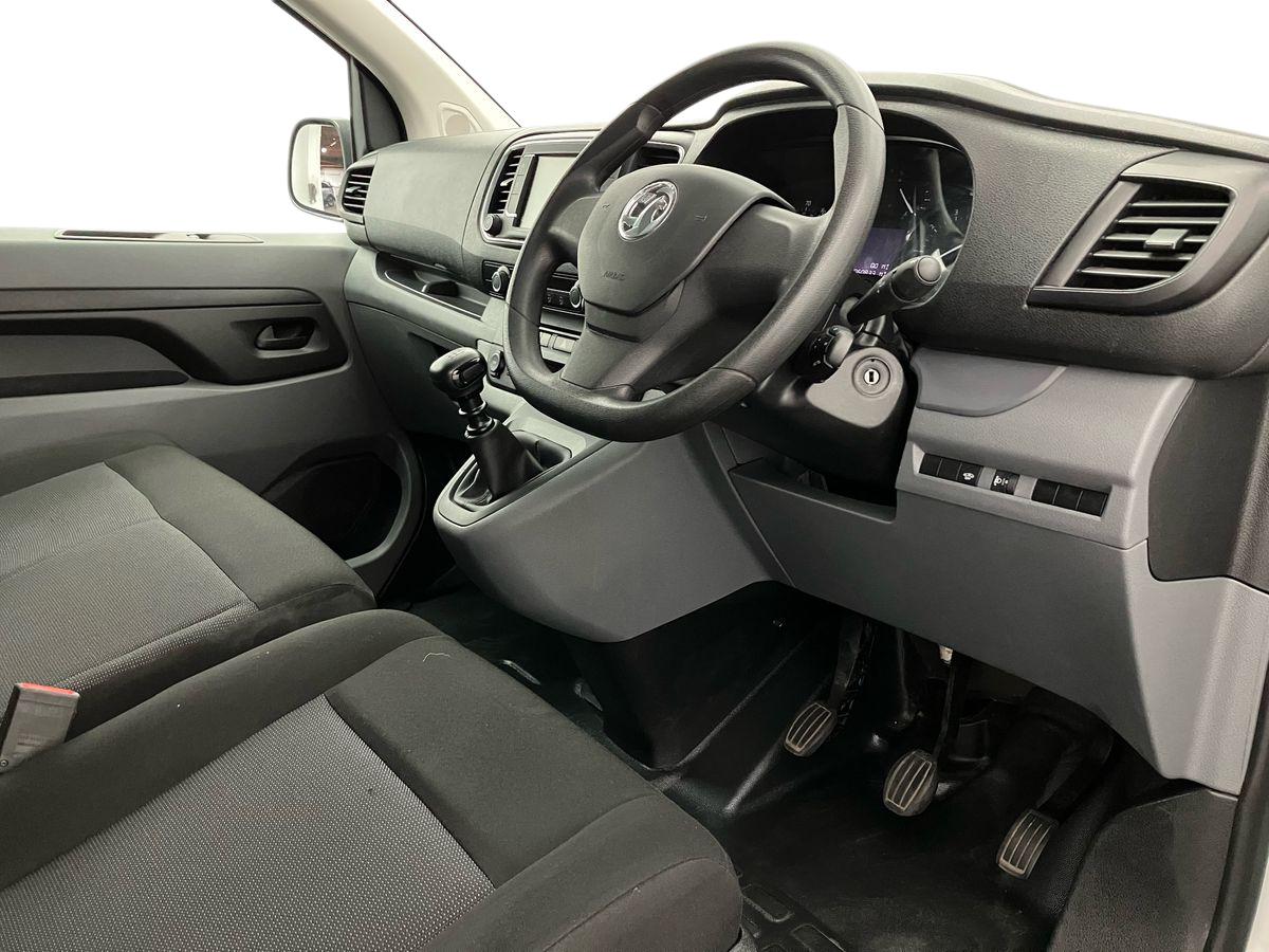 Used Vauxhall Vivaro 2022 for sale - 76035379: Photo 8