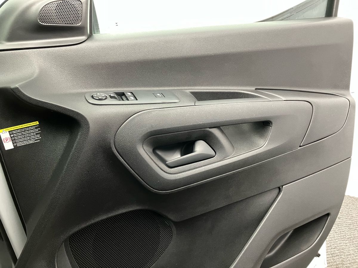 Used Citroen Berlingo 2024 for sale - 77221145: Photo 35