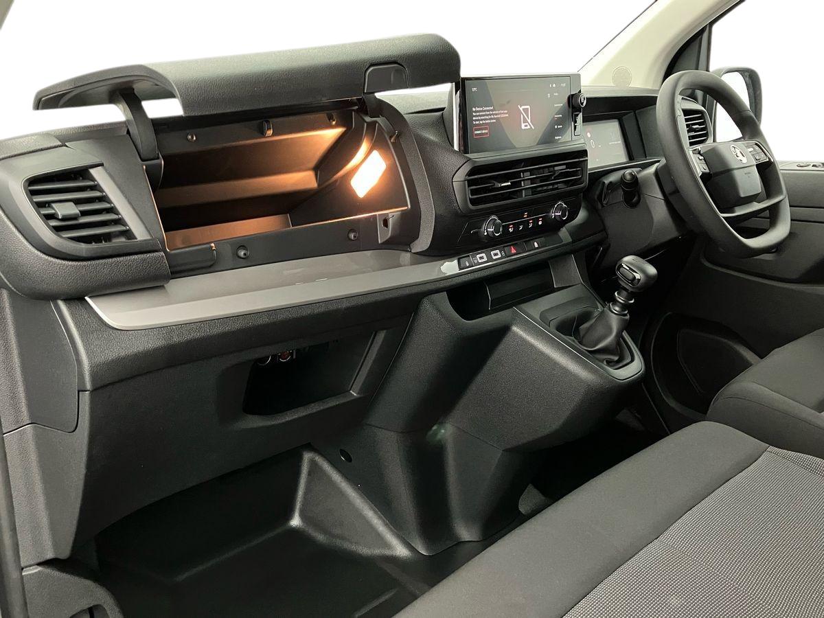Used Vauxhall Vivaro 2025 for sale - 76425916: Photo 9