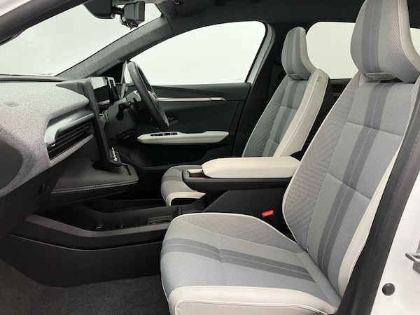 Used Renault Scenic E-Tech 2024 for sale - 75673084: Photo 32
