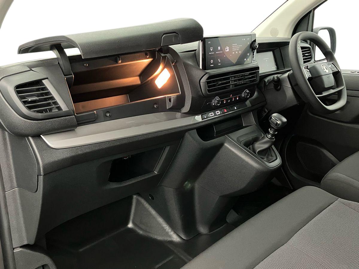 Used Vauxhall Vivaro 2025 for sale - 76425918: Photo 9