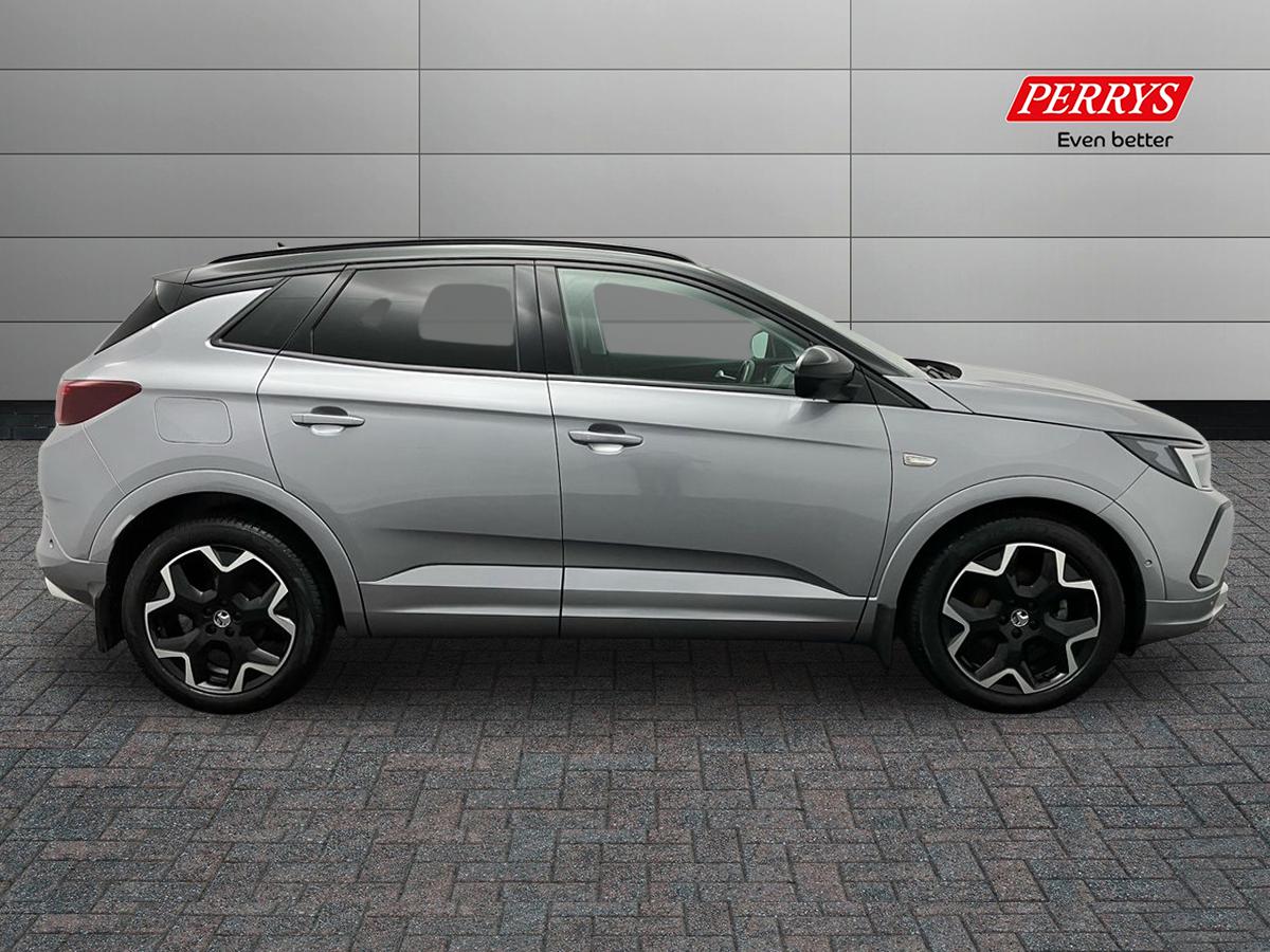 Used Vauxhall Grandland 2023 for sale - 76611990: Photo 3