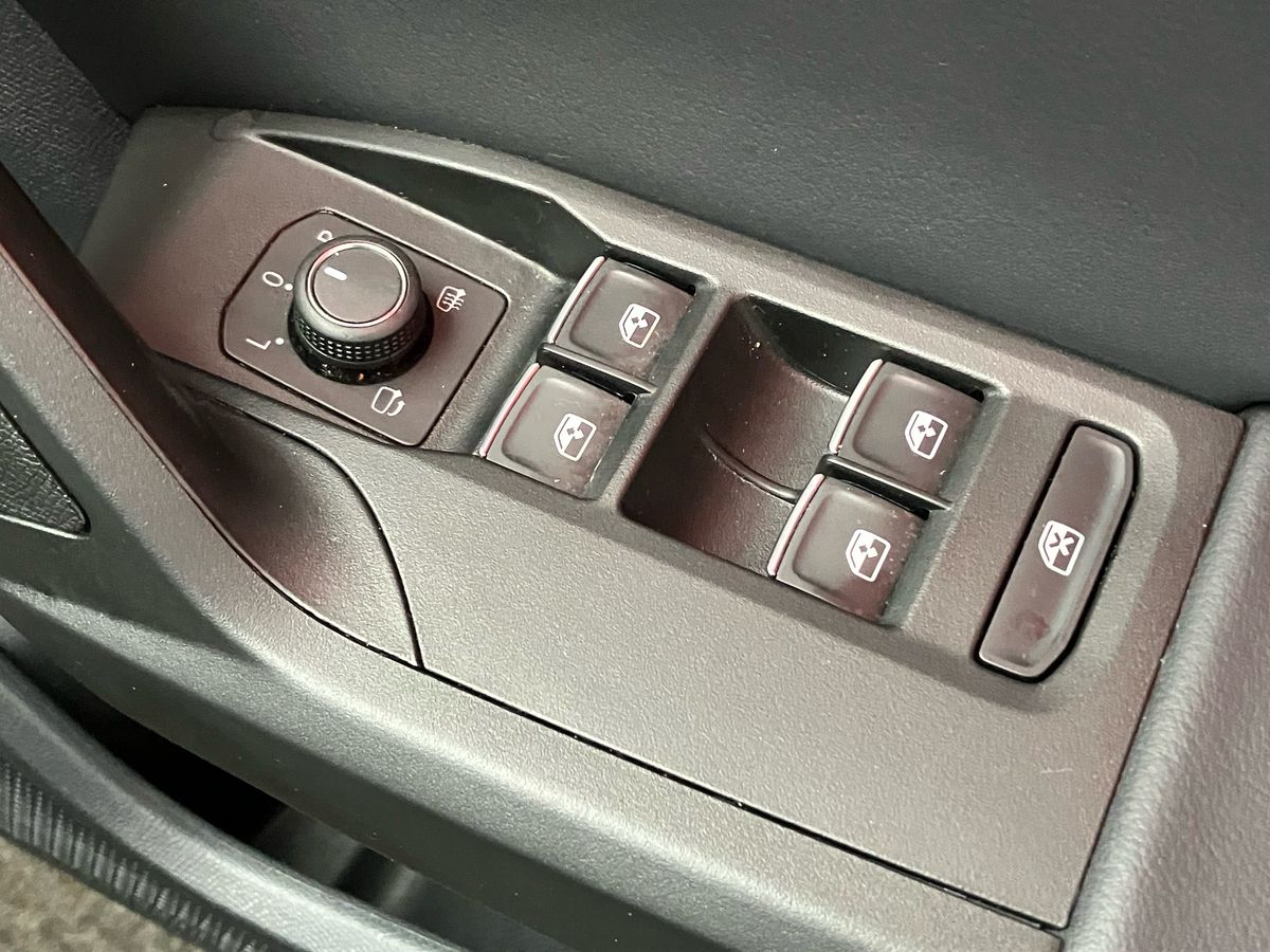 Used SEAT Leon 2021 for sale - 76392037: Photo 18