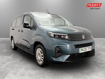 Used Vauxhall Combo Life 2025 for sale - 79352232: Photo