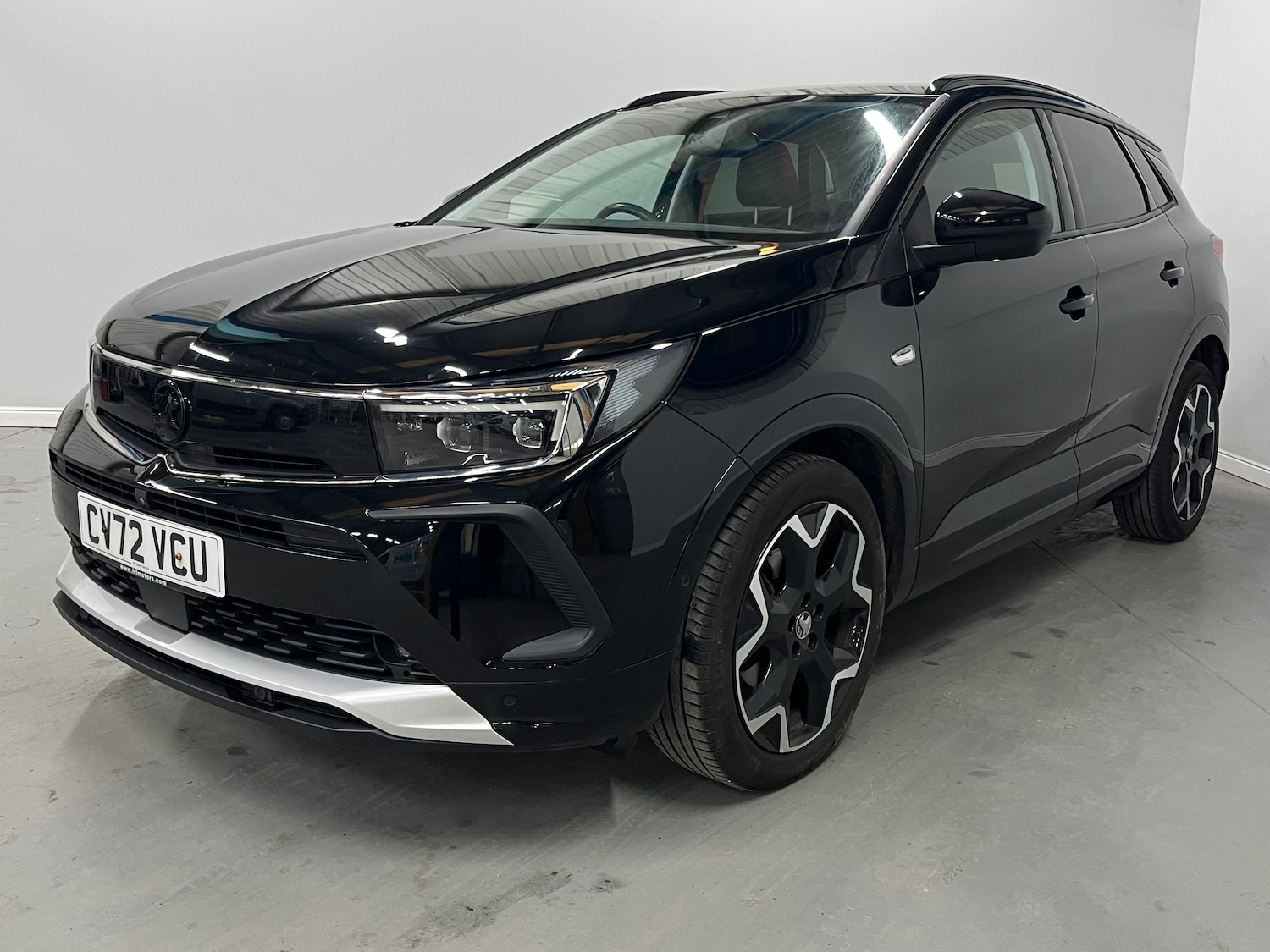 Used Vauxhall Grandland 2022 for sale - 77350661: Photo 2