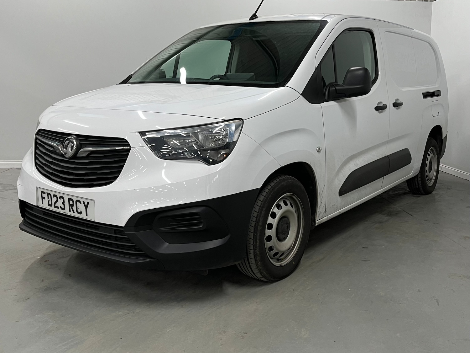 Used Vauxhall Combo 2023 for sale - 77271706: Photo 2