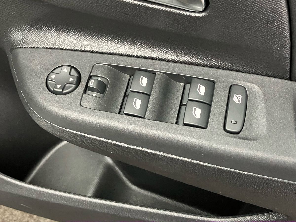 Used Vauxhall Corsa 2024 for sale - 77555529: Photo 19