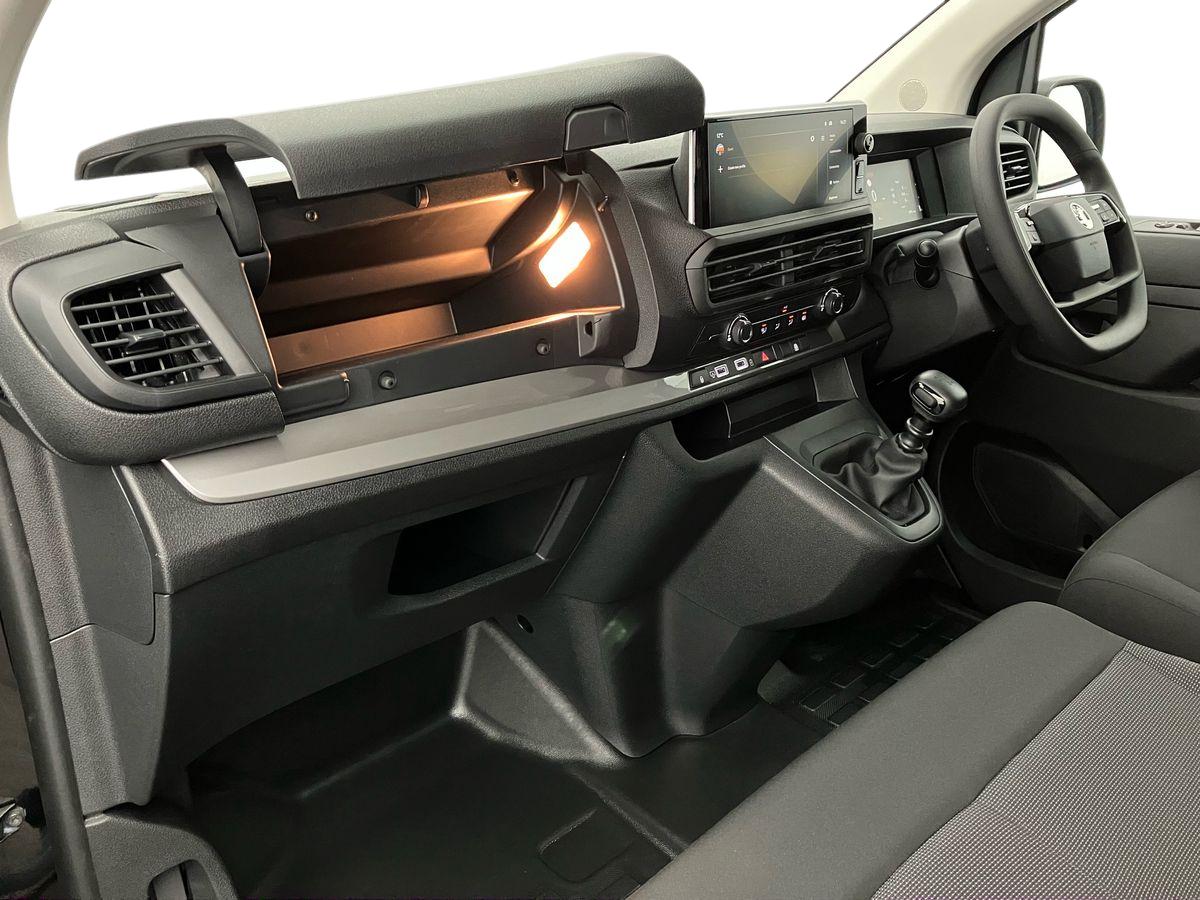 Used Vauxhall Vivaro 2025 for sale - 76425915: Photo 9