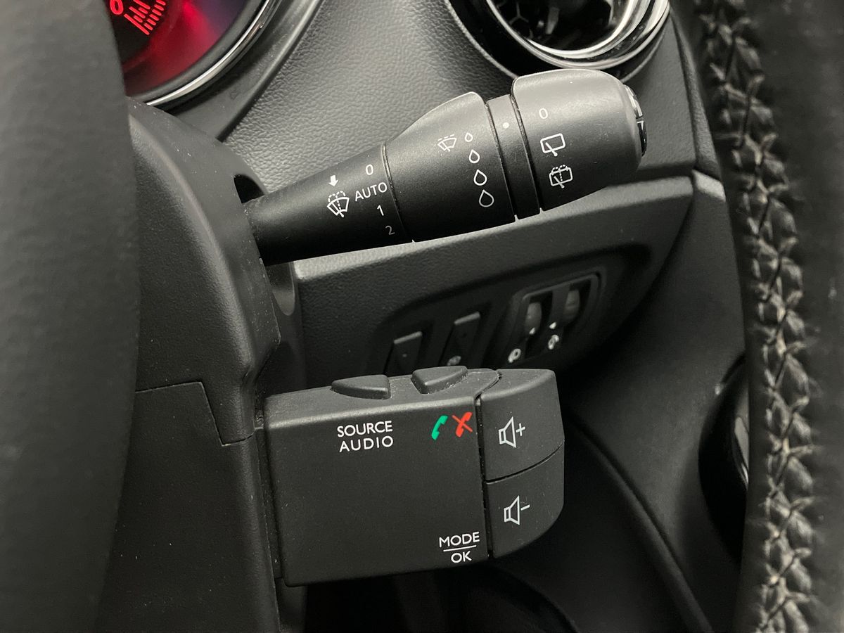 Vehicle 33