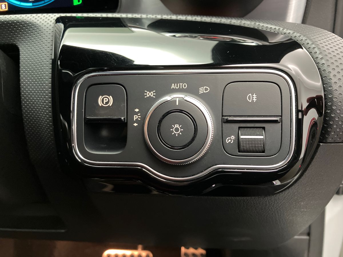 Used Mercedes-Benz CLA 2020 for sale - 77012067: Photo 38