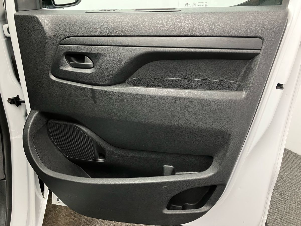 Used Peugeot Expert 2023 for sale - 76045450: Photo 28