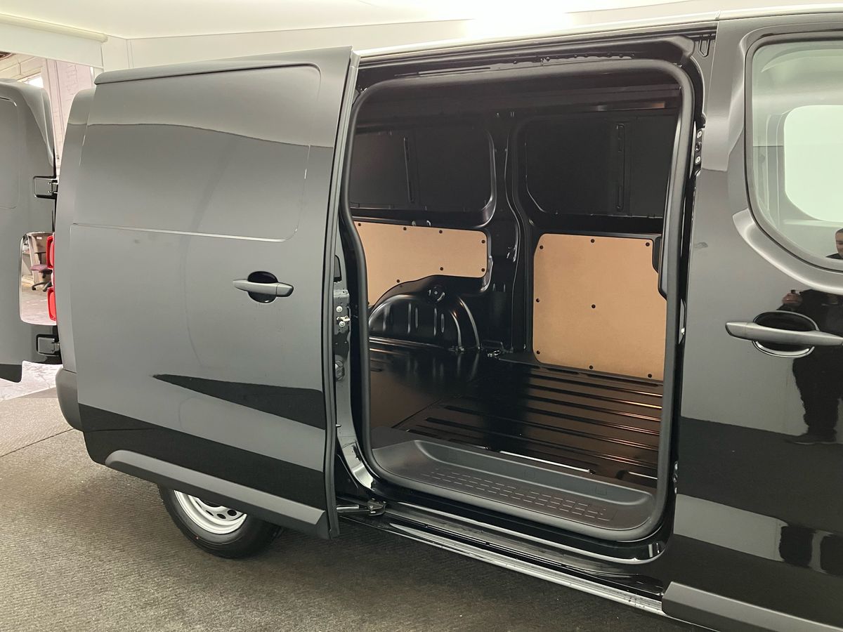 Used Vauxhall Vivaro 2025 for sale - 76425924: Photo 23