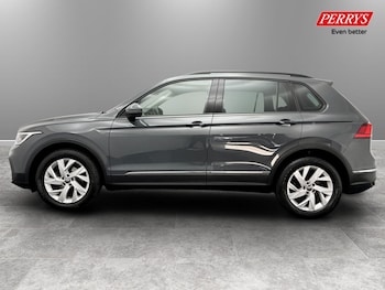 Used Volkswagen Tiguan 2023 for sale - 78800808: Photo