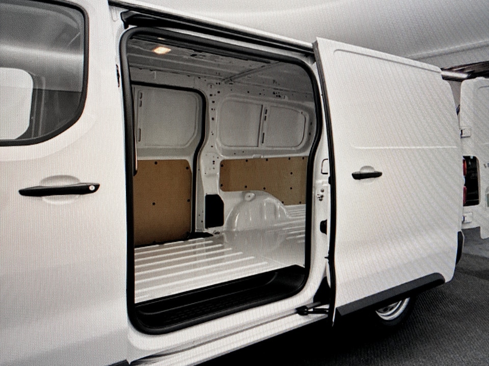 Used Vauxhall Vivaro 2025 for sale - 77271661: Photo 25