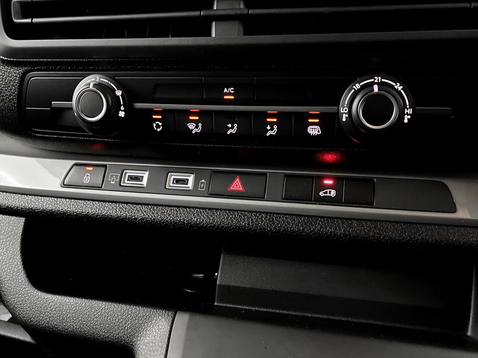 Used Vauxhall Vivaro 2025 for sale - 77271661: Photo 52