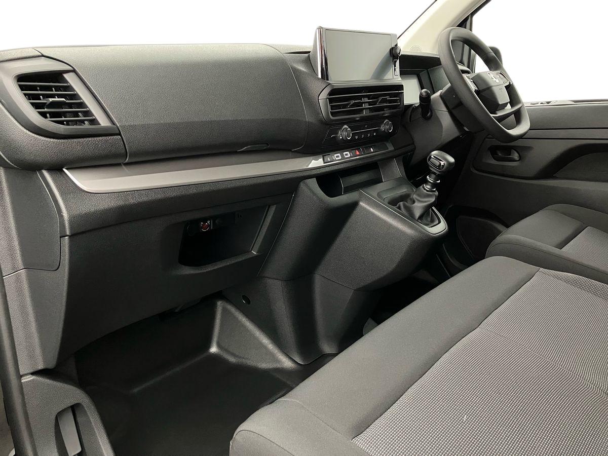 Used Vauxhall Vivaro 2025 for sale - 76425919: Photo 6