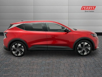 Used Renault Scenic E-Tech 2024 for sale - 77045889: Photo