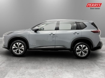 Used Nissan X-Trail 2023 for sale - 77872632: Photo