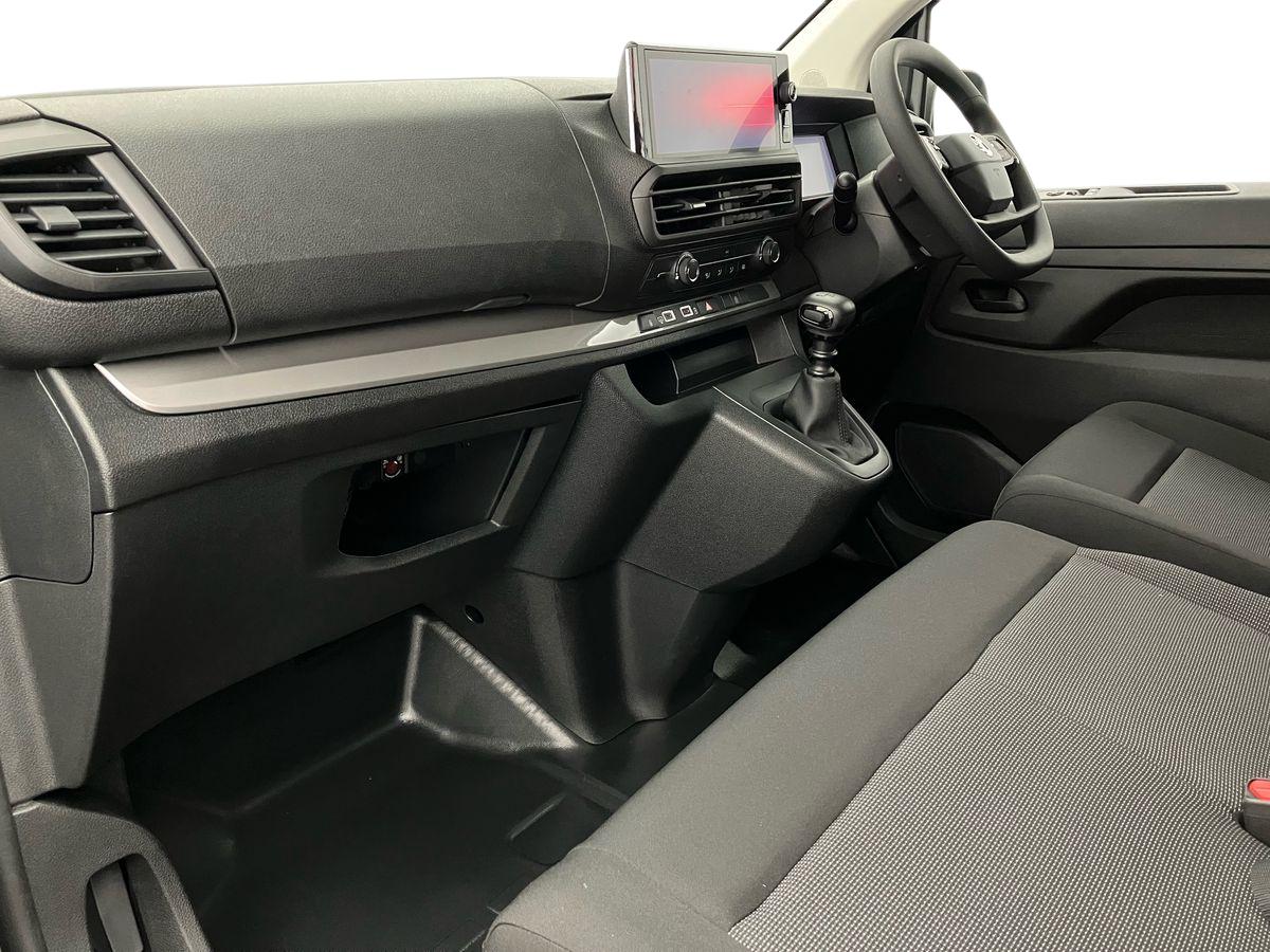 Used Vauxhall Vivaro 2025 for sale - 76425917: Photo 6