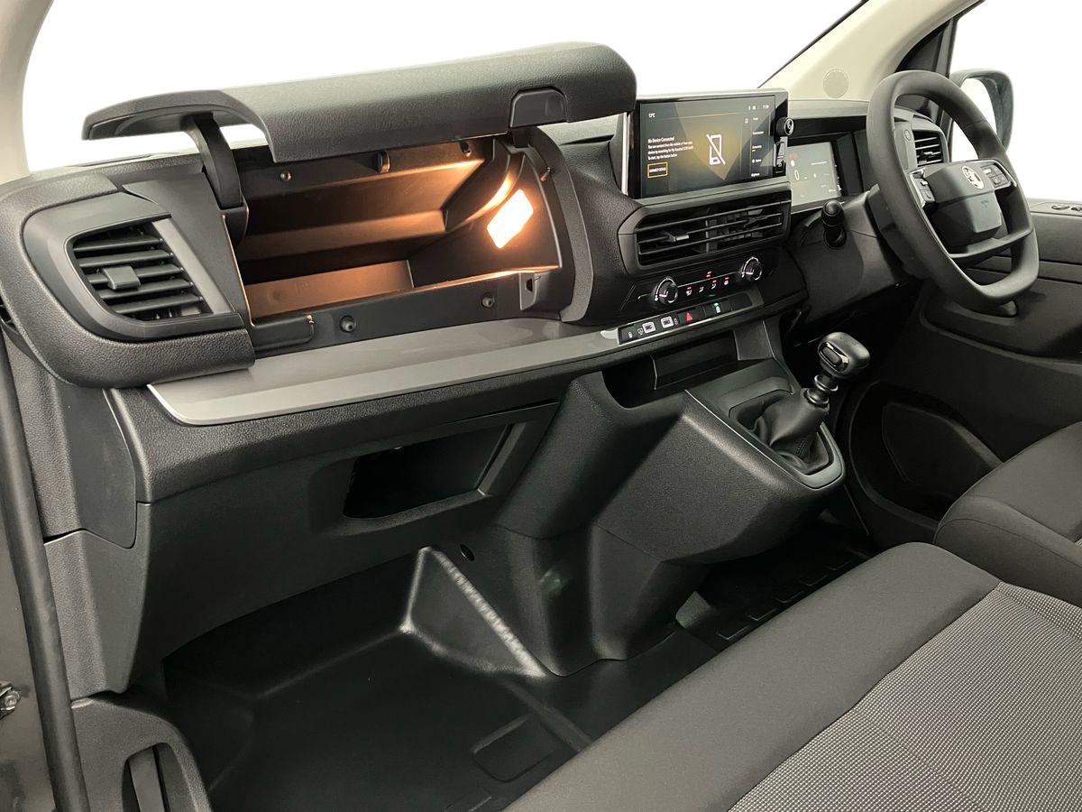Used Vauxhall Vivaro 2025 for sale - 76425917: Photo 9