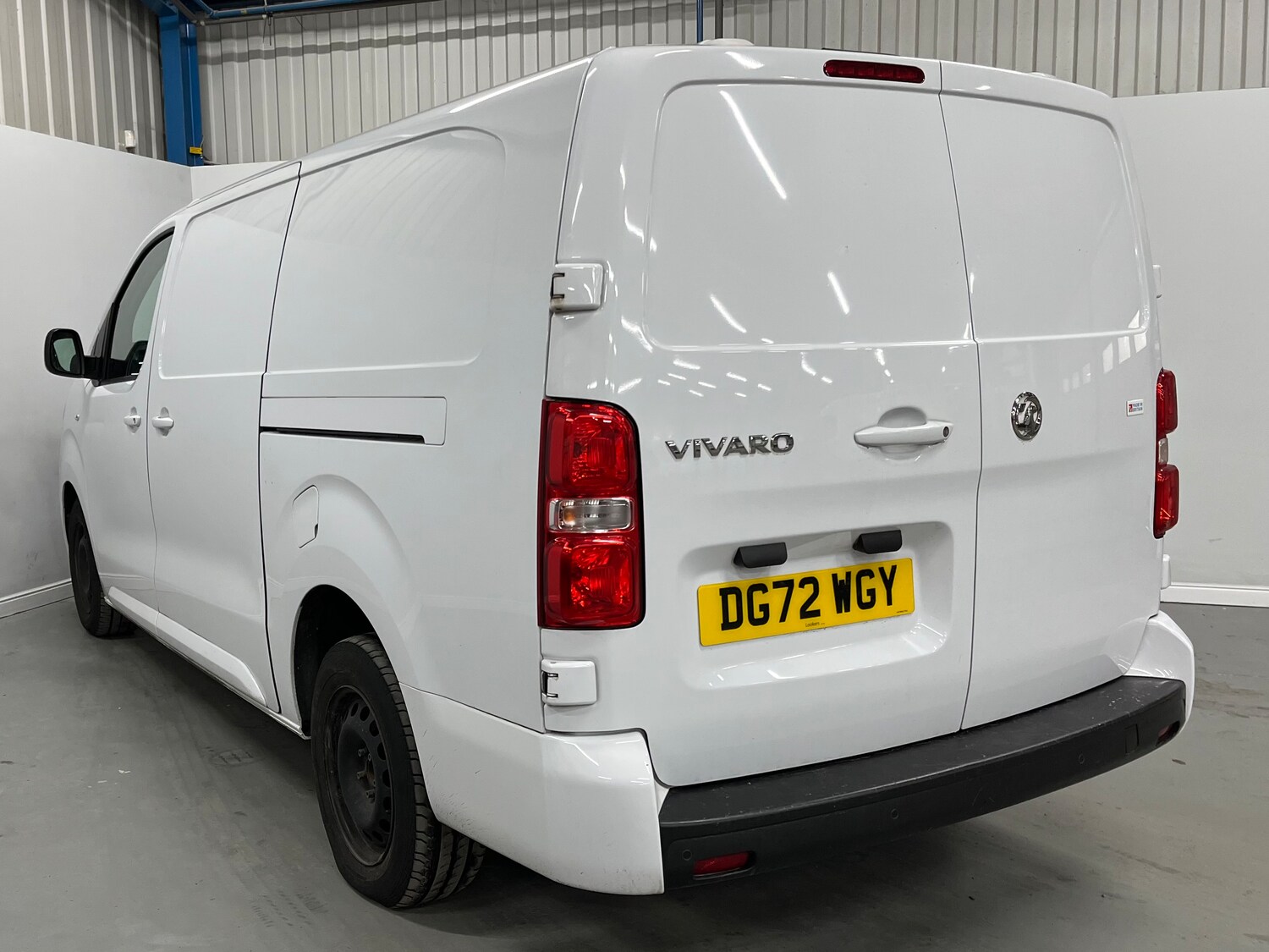 Used Vauxhall Vivaro 2023 for sale - 77432118: Photo 3