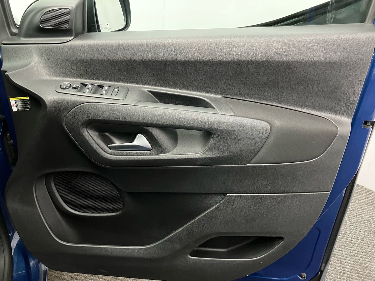 Used Vauxhall Combo Life 2022 for sale - 76919282: Photo 31