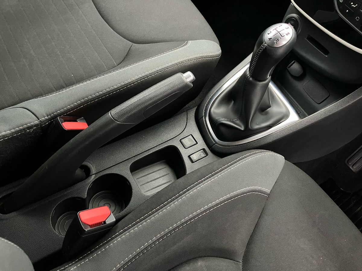 Used Renault Clio 2016 for sale - 76391983: Photo 17