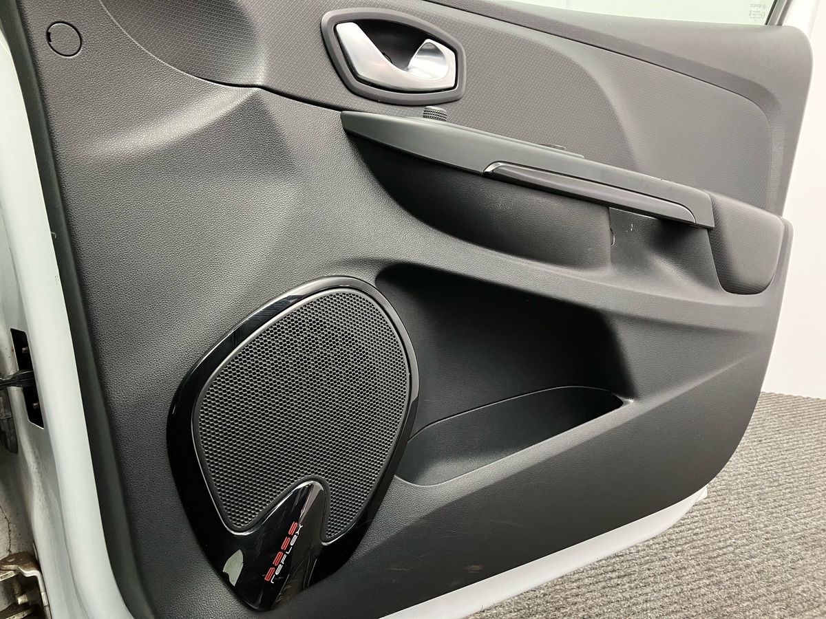 Used Renault Clio 2016 for sale - 76391983: Photo 30