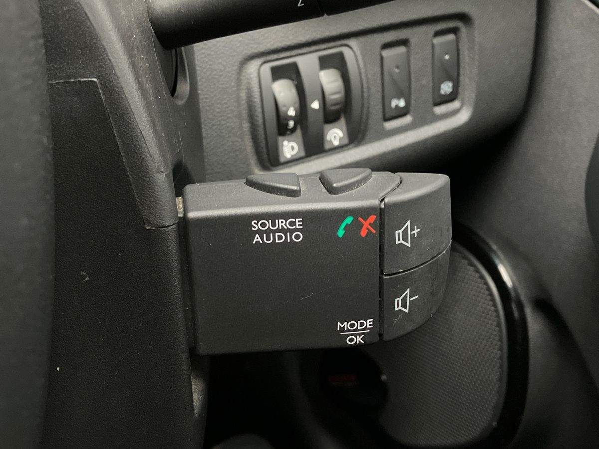 Used Renault Clio 2016 for sale - 76391983: Photo 34