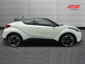 Used Toyota C-HR 2022 for sale - 76243755: Photo
