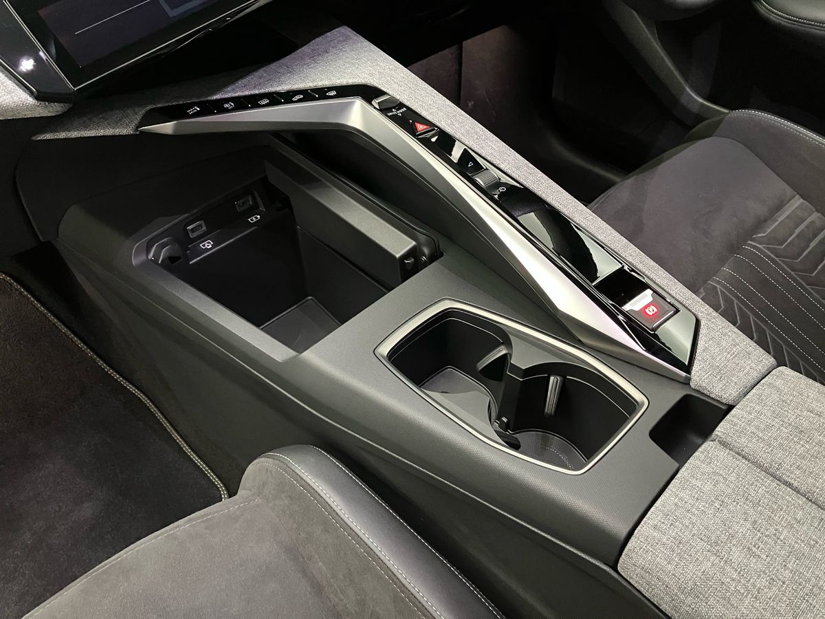 Used Peugeot 3008 2024 for sale - 76669287: Photo 17