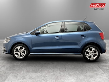 Used Volkswagen Polo 2017 for sale - 77980371: Photo