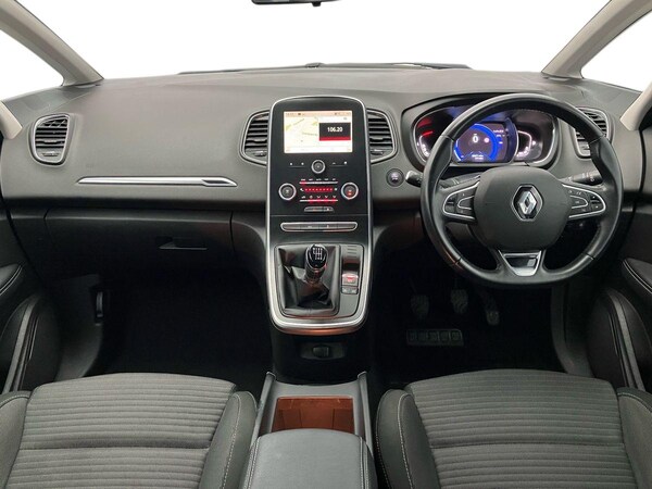 Used Renault Grand Scenic 2018 for sale - 76219992: Photo 10