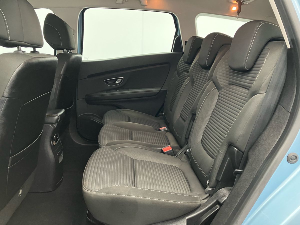 Used Renault Grand Scenic 2018 for sale - 76219992: Photo 27