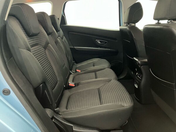 Used Renault Grand Scenic 2018 for sale - 76219992: Photo 37