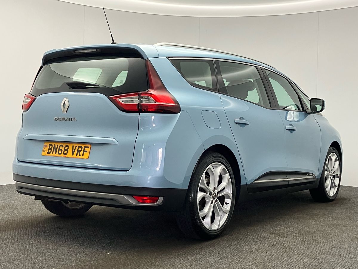 Used Renault Grand Scenic 2018 for sale - 76219992: Photo 47
