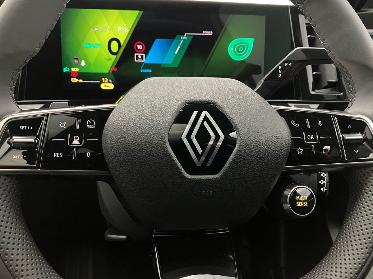 Used Renault Scenic E-Tech 2024 for sale - 77340856: Photo 16