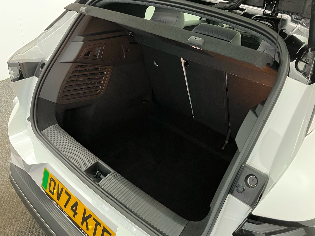 Used Renault Scenic E-Tech 2024 for sale - 77340856: Photo 21