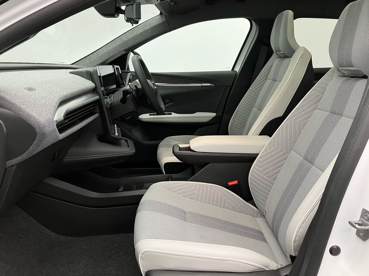 Used Renault Scenic E-Tech 2024 for sale - 77340856: Photo 27