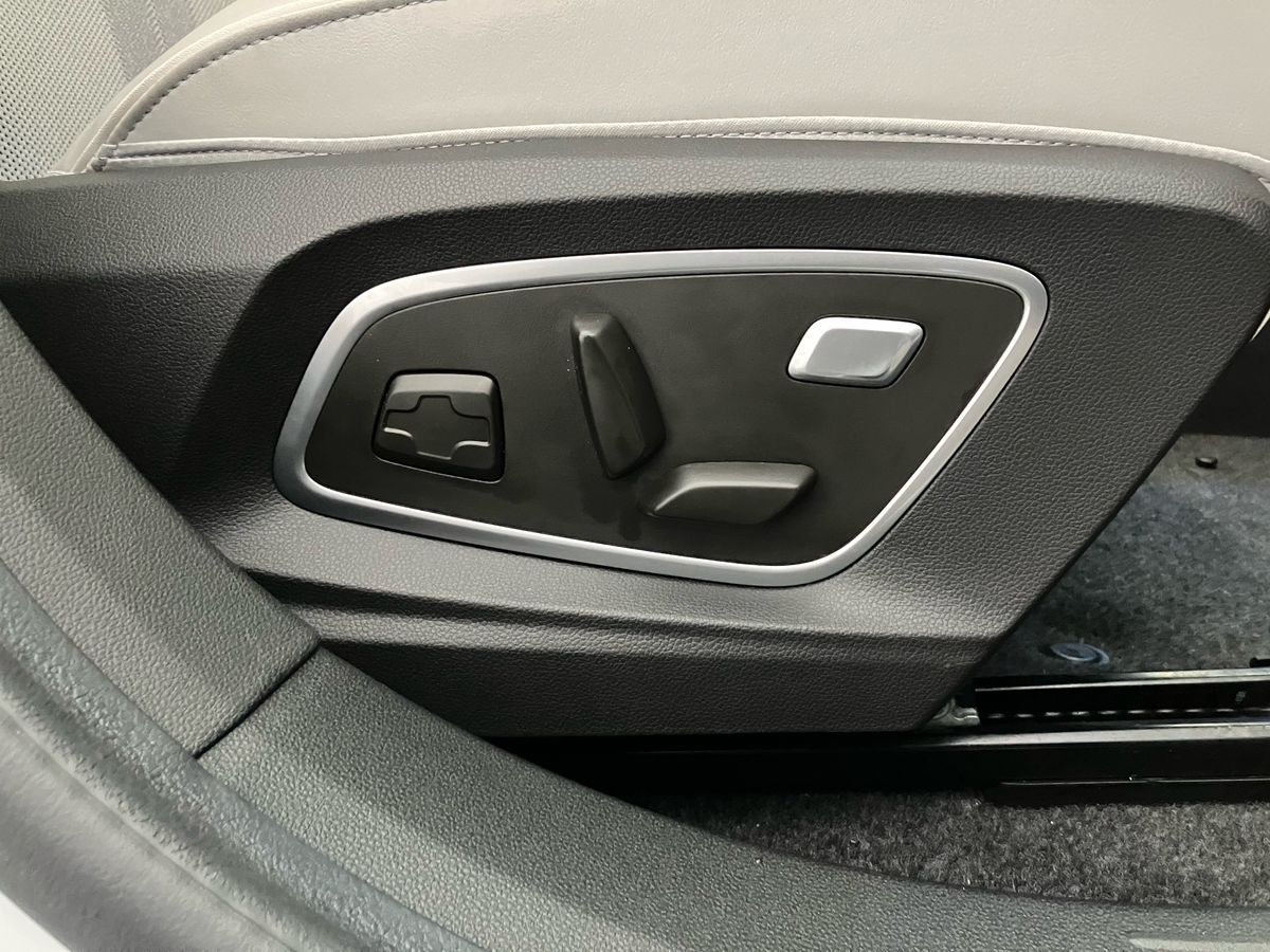 Used Renault Scenic E-Tech 2024 for sale - 77340856: Photo 30