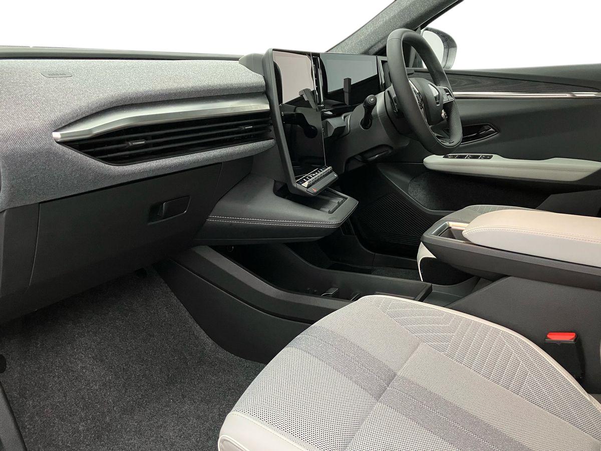 Used Renault Scenic E-Tech 2024 for sale - 77340856: Photo 6