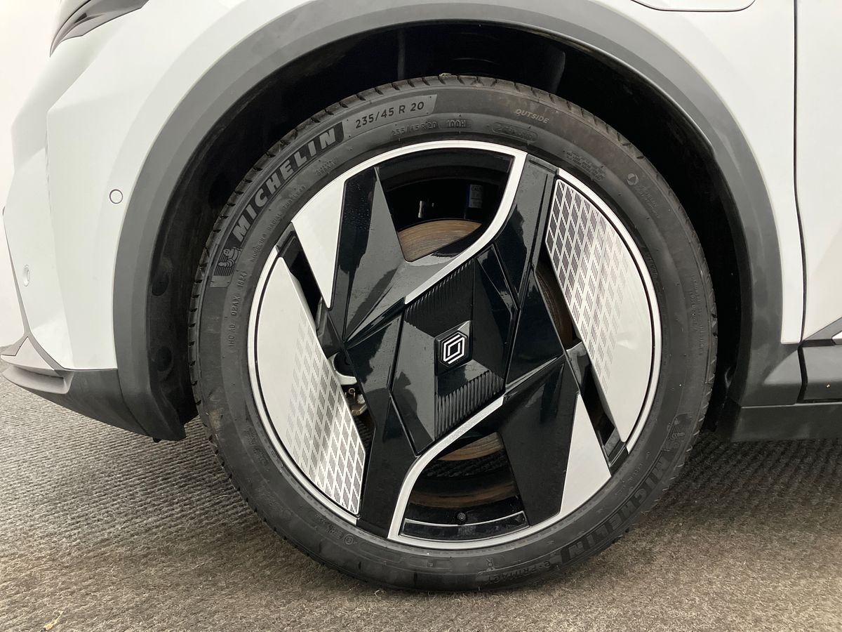 Used Renault Scenic E-Tech 2024 for sale - 77340856: Photo 7