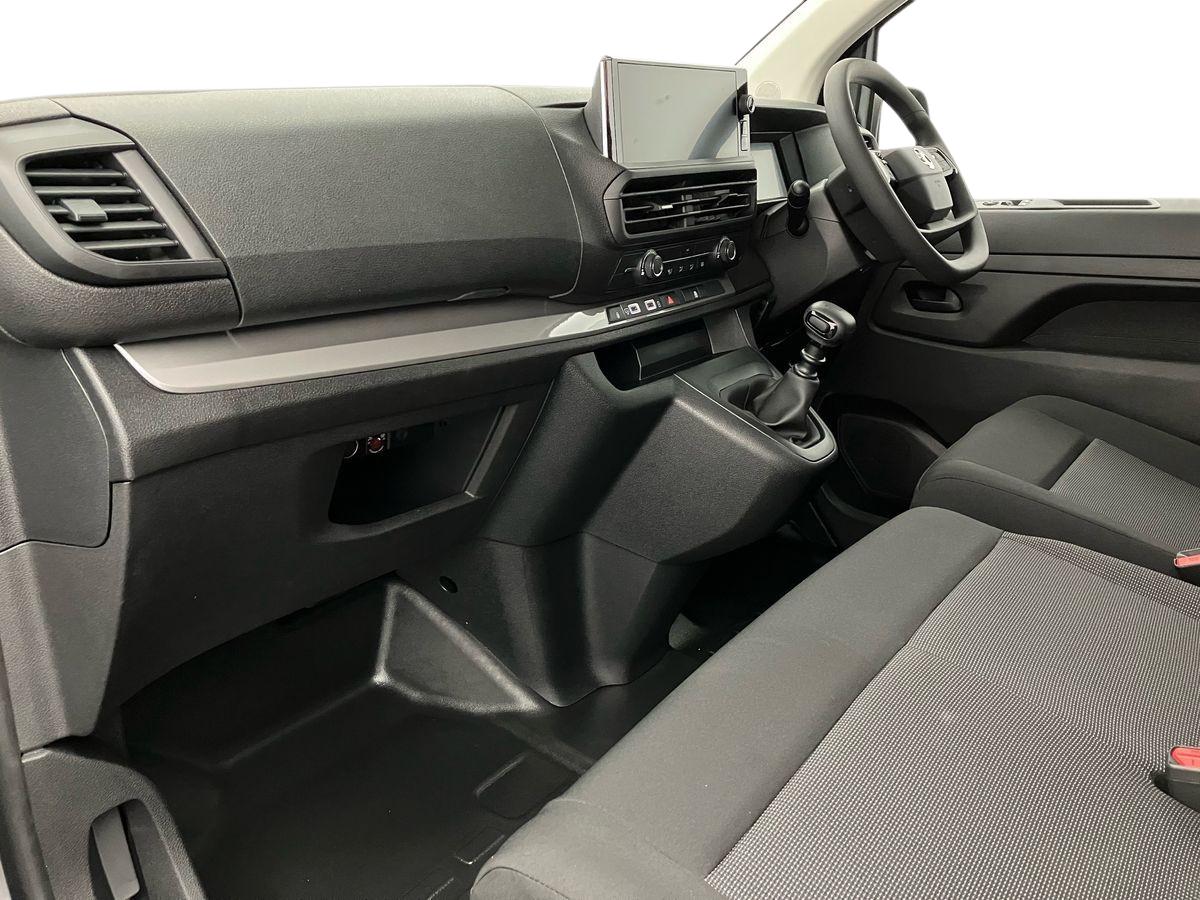 Used Vauxhall Vivaro 2025 for sale - 76425920: Photo 6