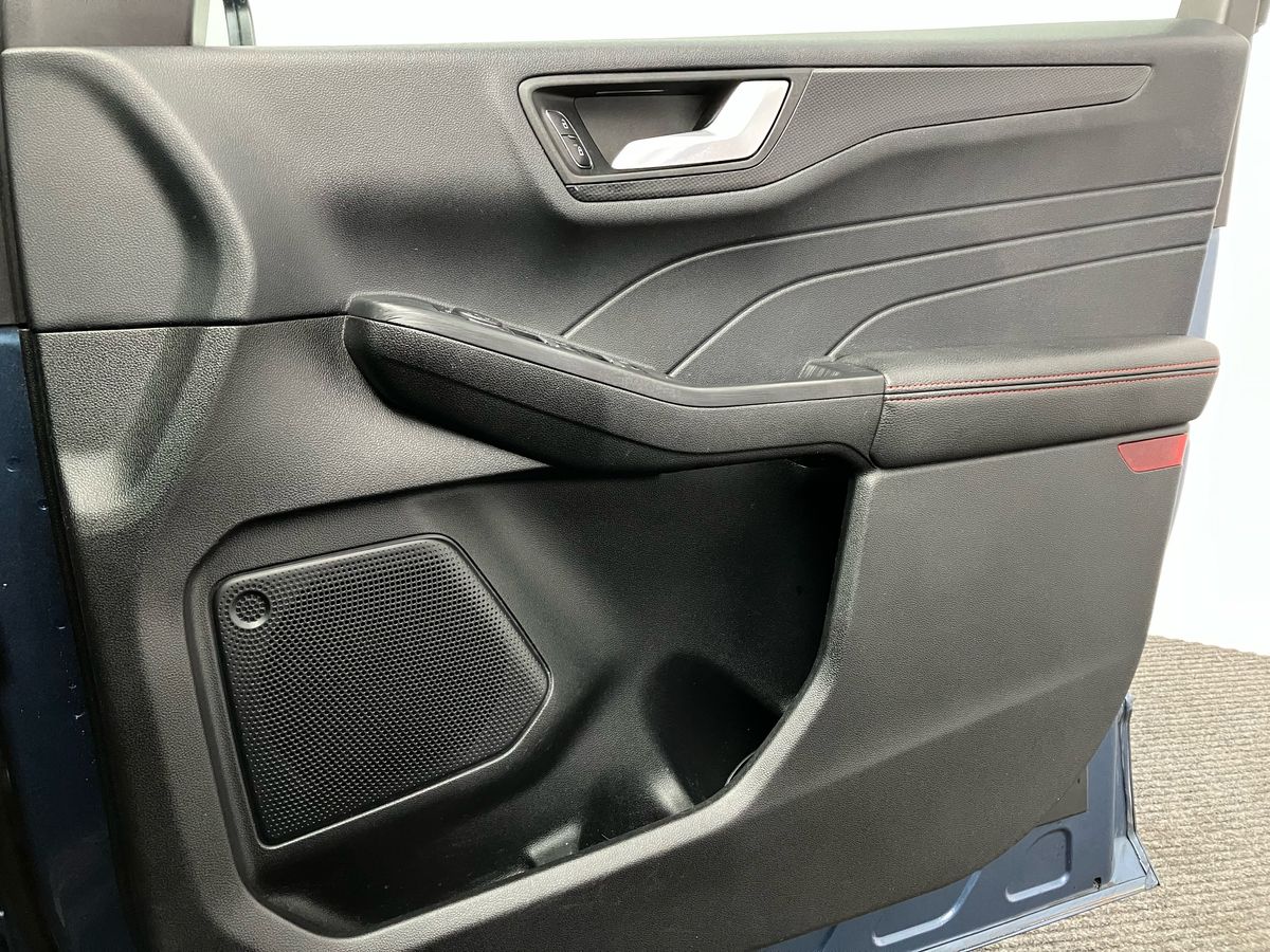 Used Ford Kuga 2022 for sale - 77012076: Photo 31