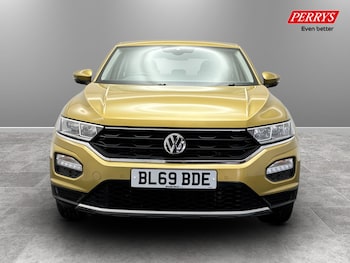 Used Volkswagen T-Roc 2020 for sale - 78237588: Photo